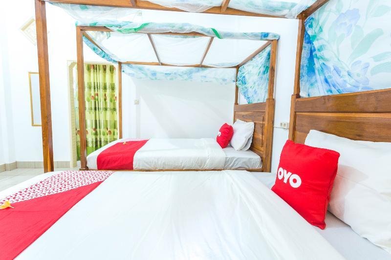 Oyo 1895 Lamancha Homestay Kuta  Dış mekan fotoğraf