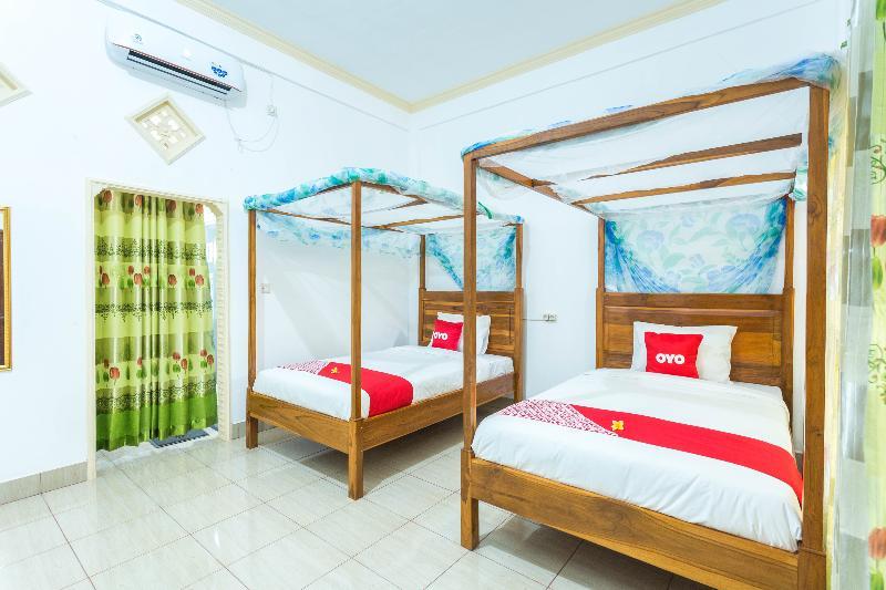 Oyo 1895 Lamancha Homestay Kuta  Dış mekan fotoğraf