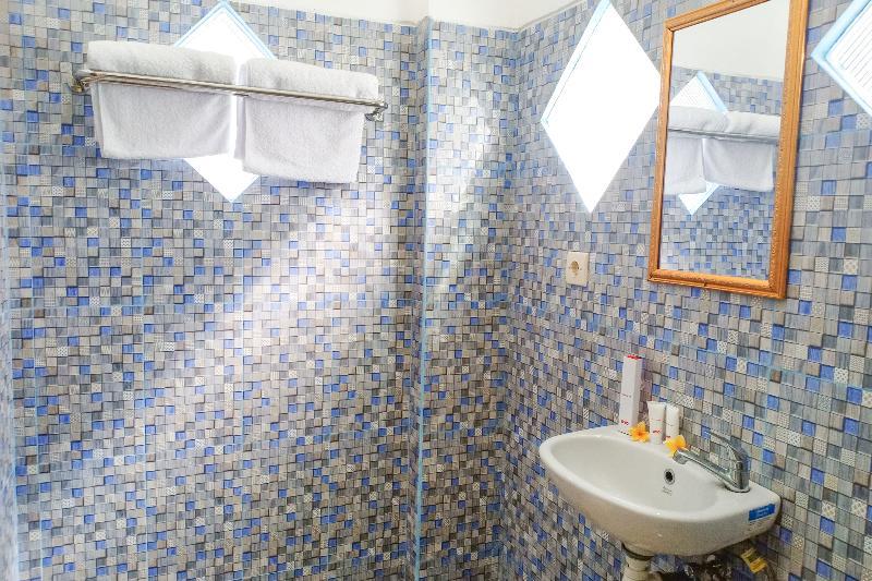 Oyo 1895 Lamancha Homestay Kuta  Dış mekan fotoğraf