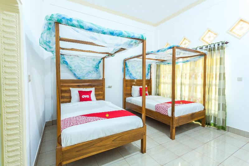 Oyo 1895 Lamancha Homestay Kuta  Dış mekan fotoğraf