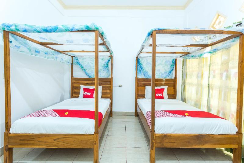 Oyo 1895 Lamancha Homestay Kuta  Dış mekan fotoğraf